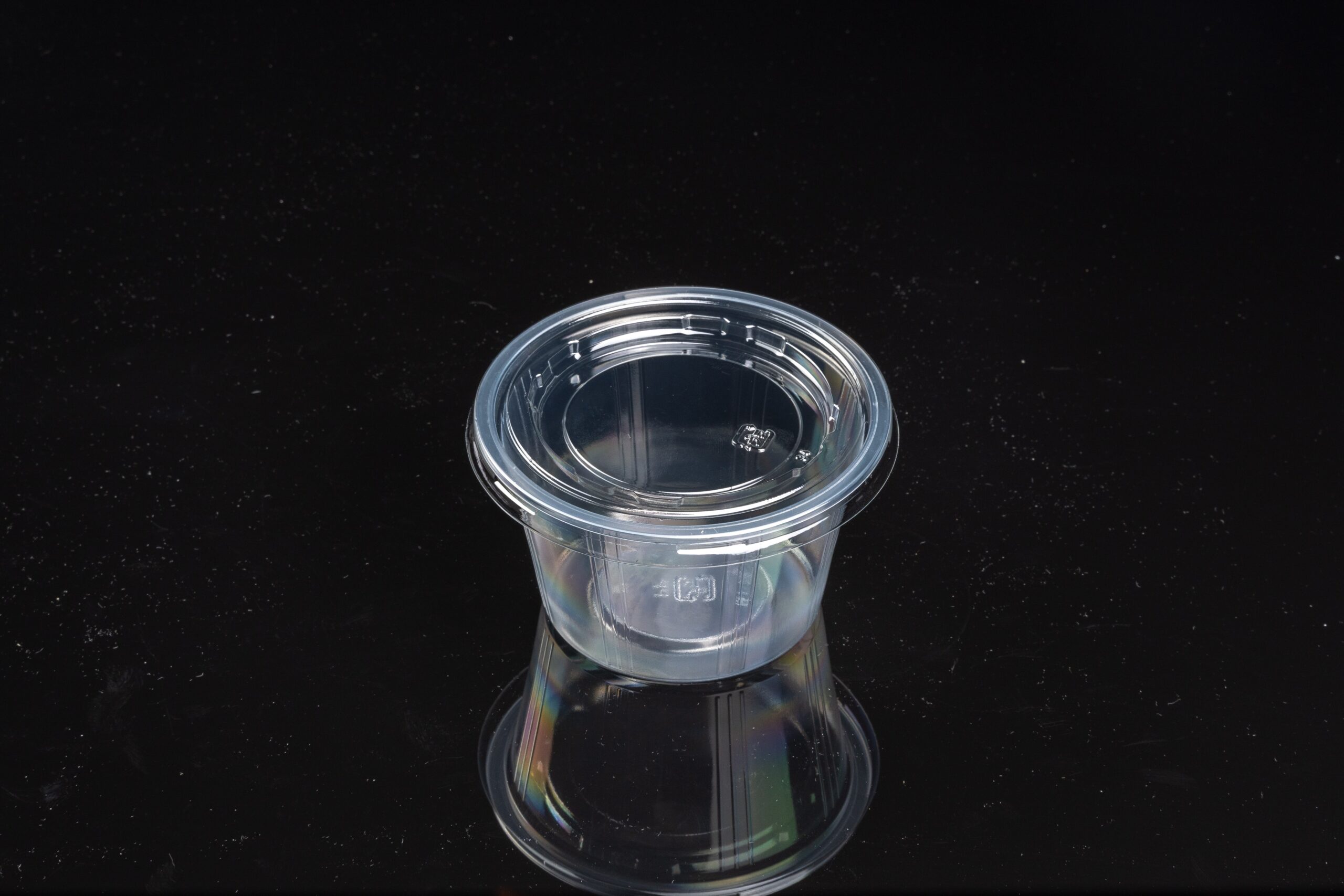 plastic tableware manufacturer