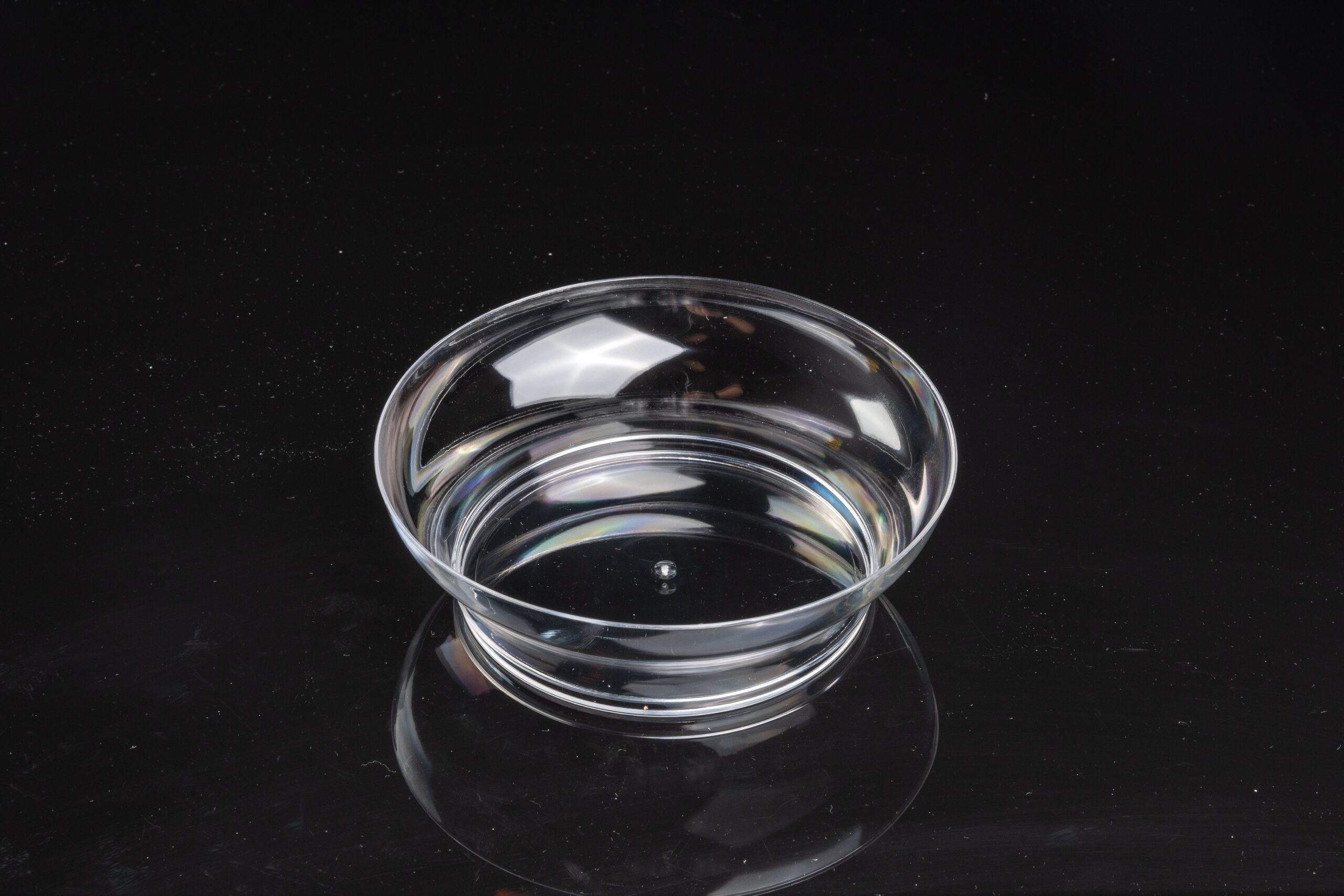 plastic tableware manufacturer