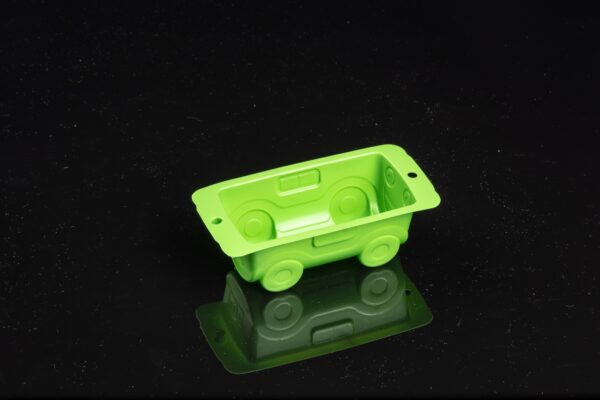 Suction plastic tray