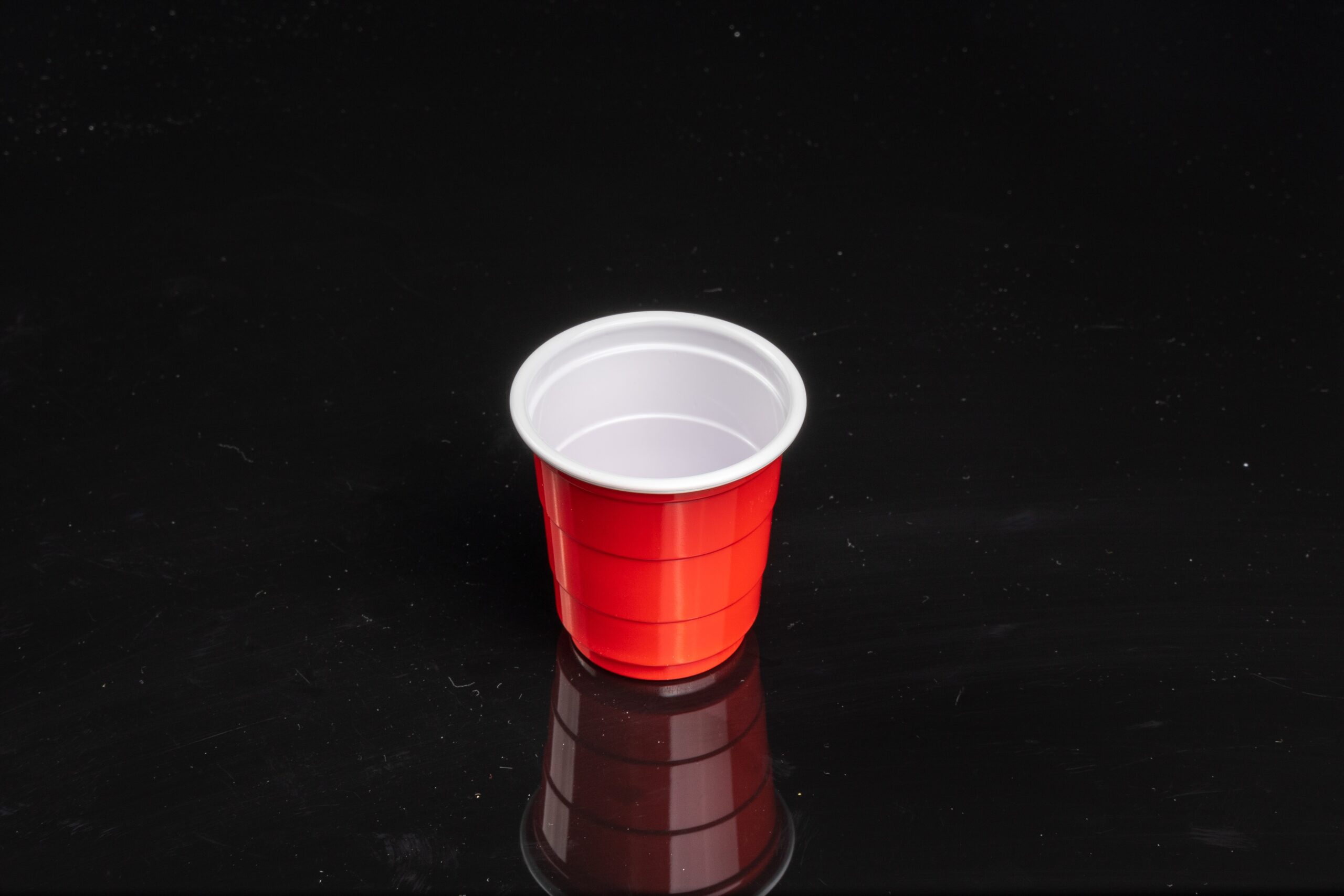 plastic tableware manufacturer