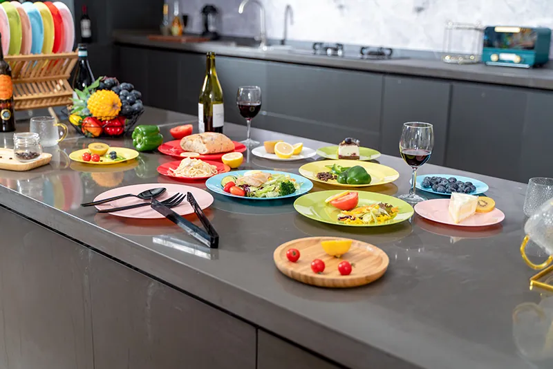 Biodegradable tableware for household use