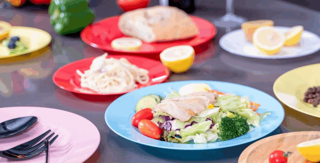 Biodegradable tableware for party gathering